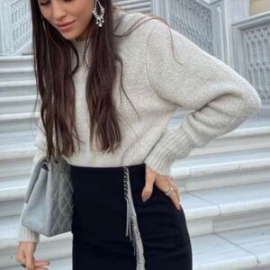 Zara Cream Crewneck Knit Cropped Sweater